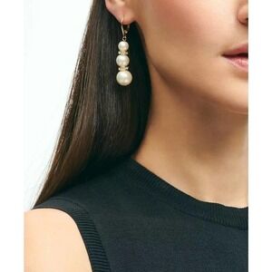 New  BROOKS BROTHERS Women’s Glass Pearl DropEarrings 5 star rated on BB